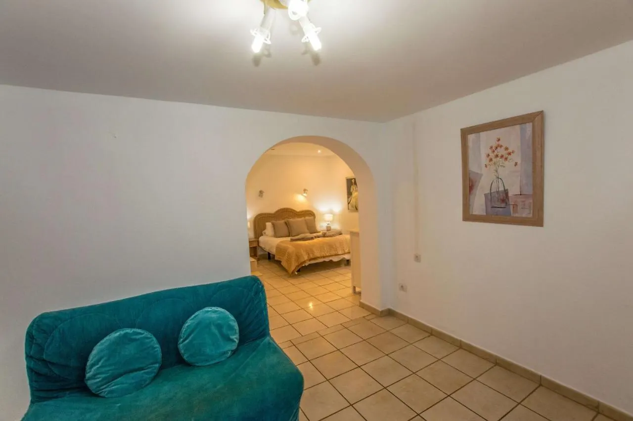 Villa Michelle - Lh114 By Villas Now Ltd Playa Blanca  Playa Blanca (Lanzarote)