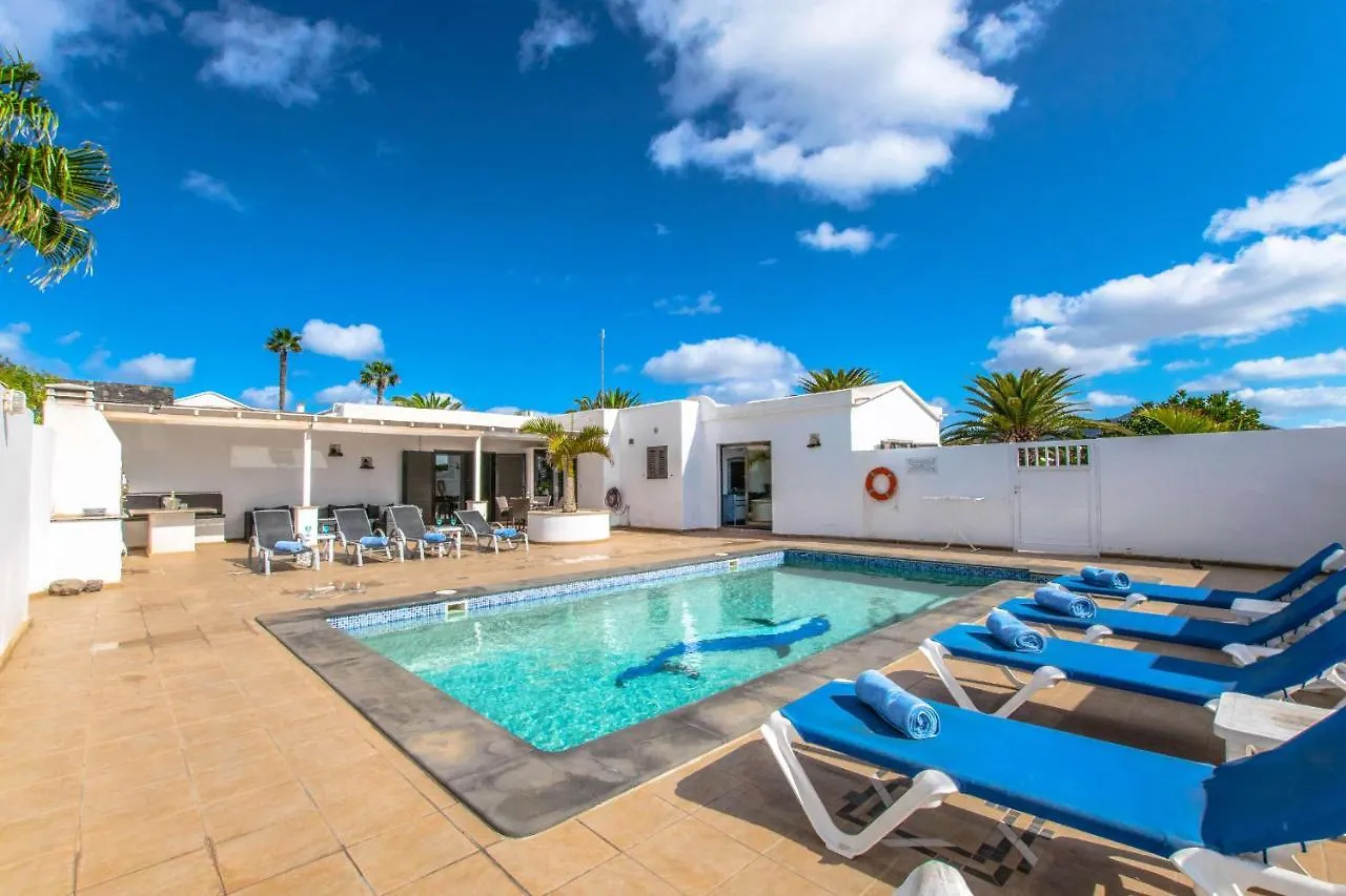 Villa Michelle - Lh114 By Villas Now Ltd Πλάγια Μπλάνκα Ισπανία