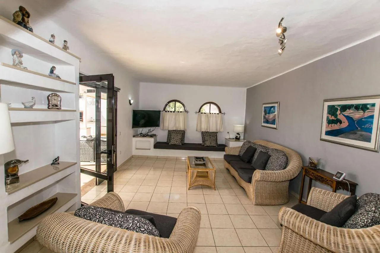 Villa Michelle - Lh114 By Villas Now Ltd Πλάγια Μπλάνκα 0*,