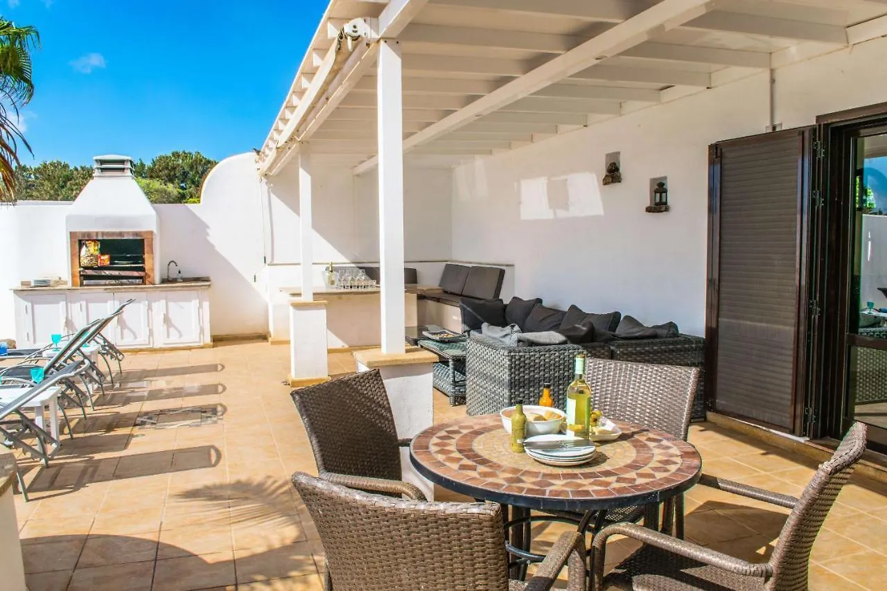 Villa Michelle - Lh114 By Villas Now Ltd Πλάγια Μπλάνκα